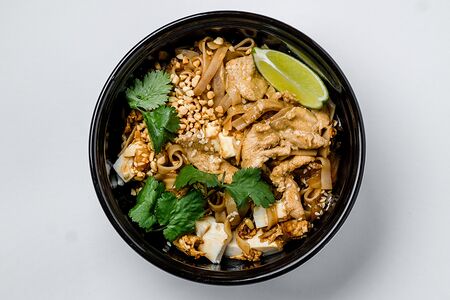 Пад тай с курицей