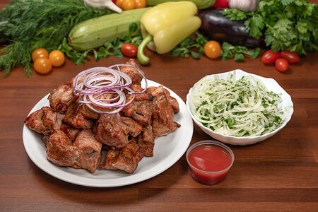 Шашлык из свинины килограммовый