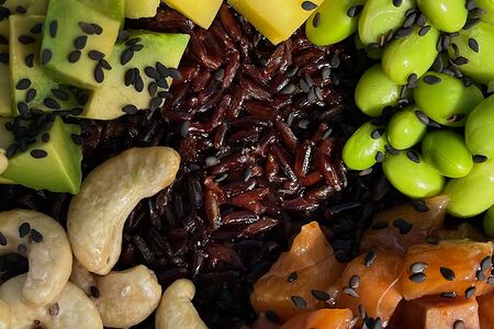 Поке боул с лососем