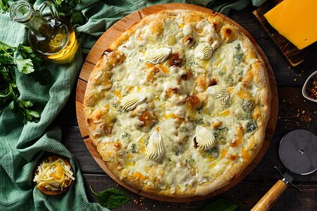 Римская пицца Четыре сыра 38 см