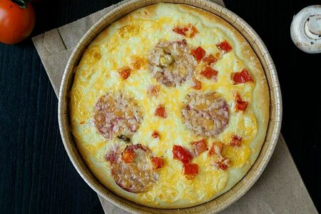 Лепешка Неаполитано с салями