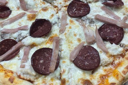 Пицца 4 мяса большая