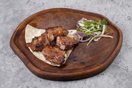 Шашлык из говяжьей бастурмы