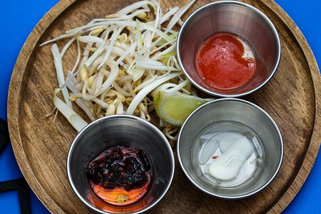 Уксусный соус с чесноком