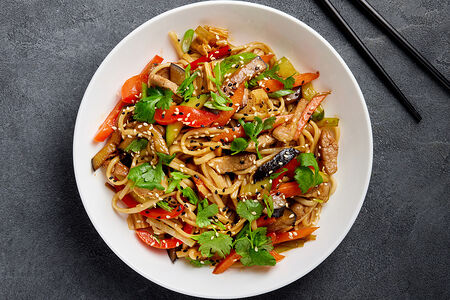 Wok Удон со свининой