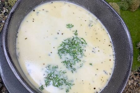 Суп сливочный с семгой и креветками