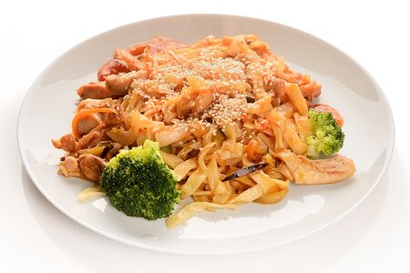 Лапша вок с курицей и соусом терияки