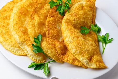 Мини чебуреки с сыром