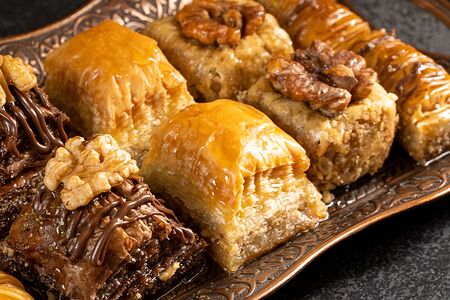 Пахлава с грецким орехом