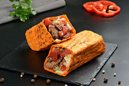 Классика в сырном лаваше Микс