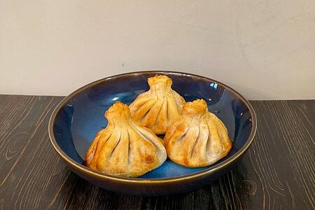 Хинкали жареные со свининой и говядиной 3 шт