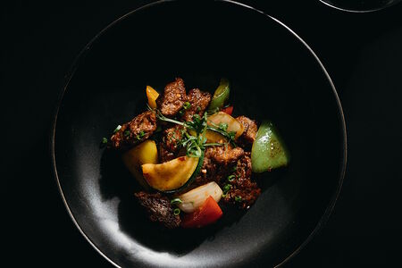 Говядина с овощами