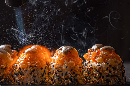 Вулкан с лососем, гребешком и трюфельной пастой