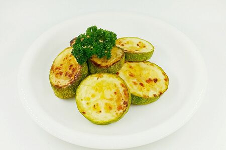 Кабачок запеченный