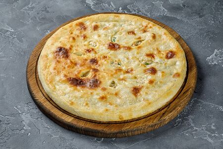 Закрытый пирог с сёмгой и сыром