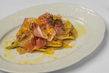 Артишок, прошутто, топинамбур
