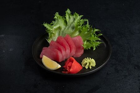 Сашими с тунцом