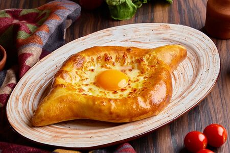 Хачапури по-аджарски