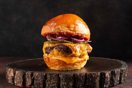 Бургер Двойной Чедд