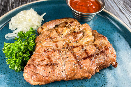 Стейк из свиной шеи