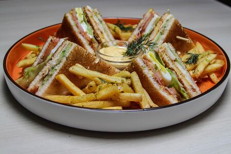 Клаб сэндвич с курицей