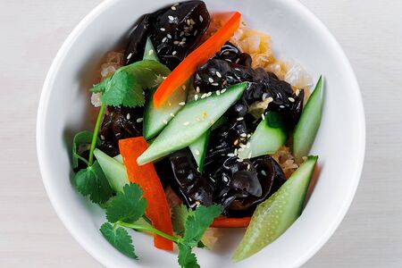 Салат из грибов Му-Шу