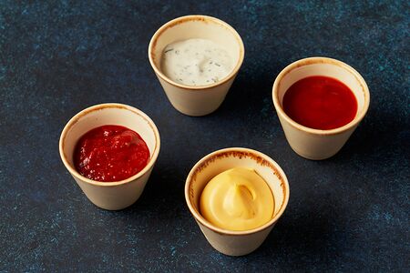 Сметанный соус с чесноком