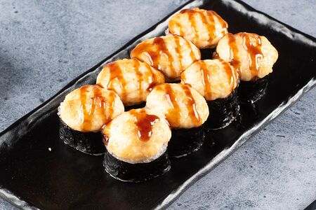 Запеченный острый с креветкой