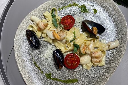 Феттуччине с морепродуктами