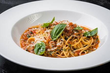 Спагетти Помодоро