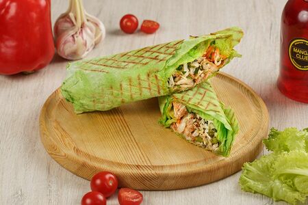 Шаурма в чесночном лаваше