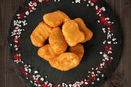 Куриные наггетсы