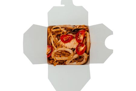 Вок с морепродуктами