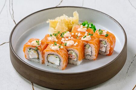 С лососем и Эби темпура