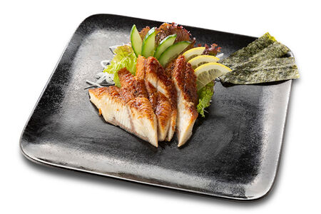 Сашими угорь