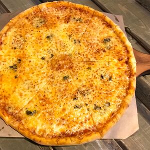 Пицца Четыре сыра