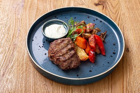 Стейк с розмарином