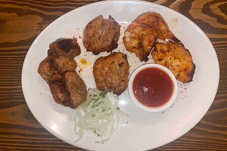 Ассорти из шашлыков