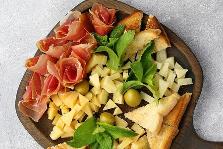 Винная тарелка