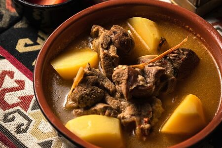 Хашлама с картофелем в бульоне
