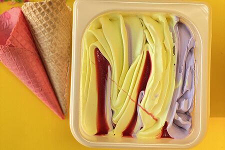 Мороженое Бабл-гам в мини-ванне