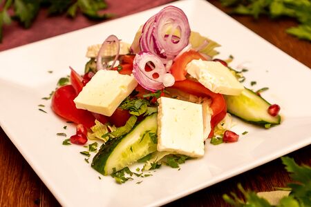 Кавказский овощной салат с сыром чанах