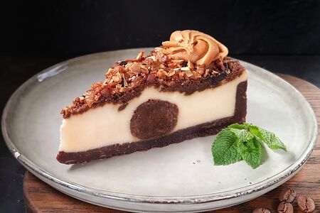 Чизкейк арахисовый кранч