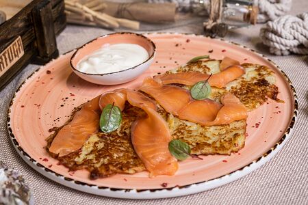 Драники с форелью слабосолёной