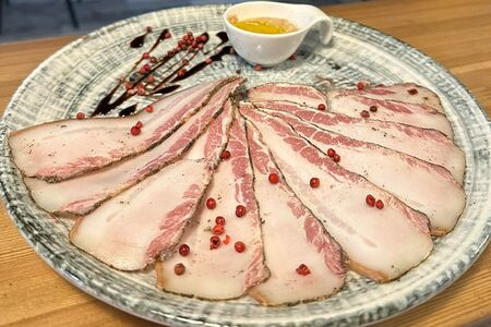 Шпик по-домашнему