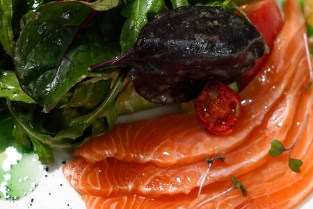 С лососем домашнего посола