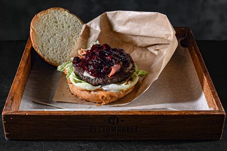 Бургер Вишневая мамба
