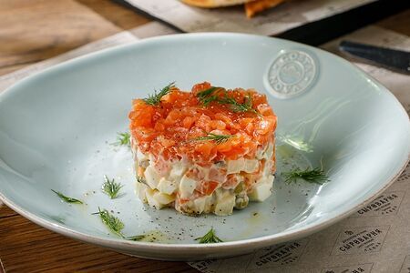 Оливье с форелью холодного копчения