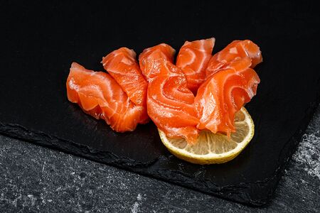 Лосось слабосоленый