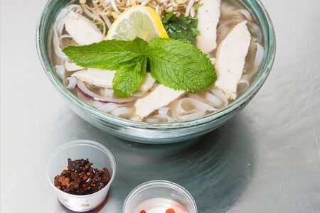 Суп Фо с курицей сытный